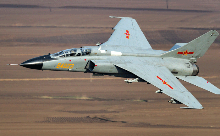 噴氣式飛機潤滑油的粘度較小